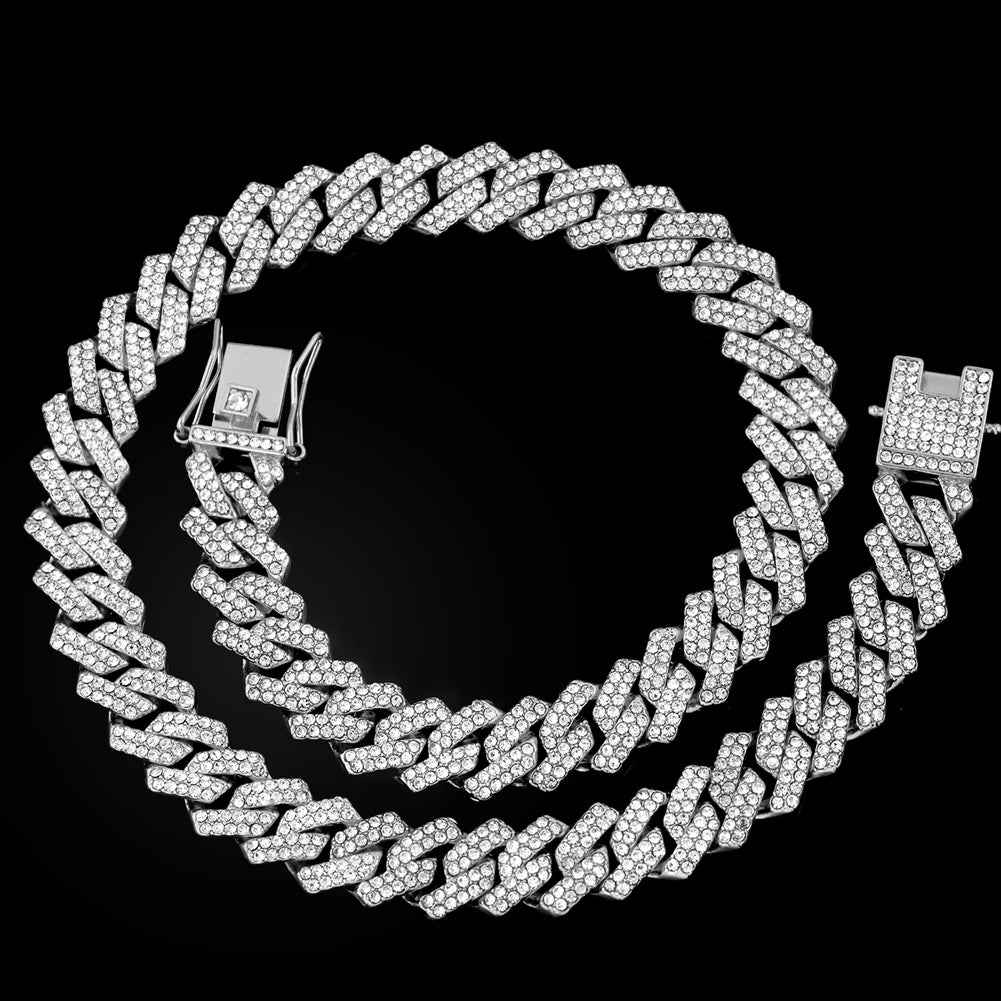 ✨ KINGGOLD™ Iced-Out Rope Chain Necklace – Bold & Exclusive ✨