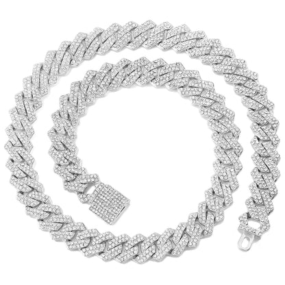 ✨ KINGGOLD™ Iced-Out Rope Chain Necklace – Bold & Exclusive ✨